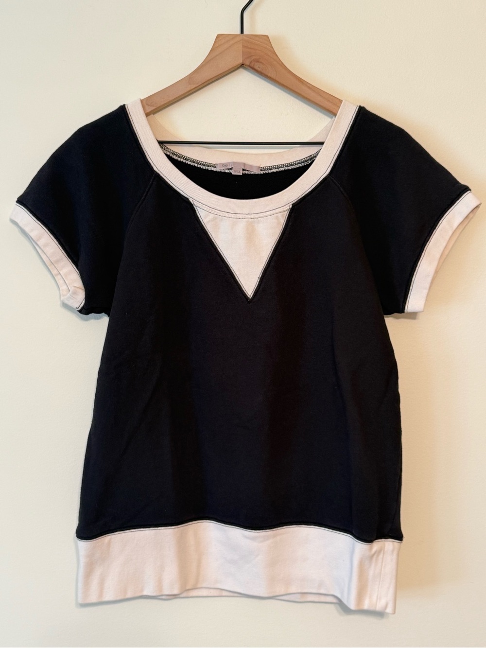 GAP Boxy Short Sleeve Scoop Neck Sweatshirt